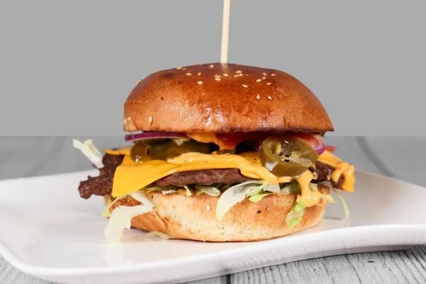 Chili Cheeseburger - Groß